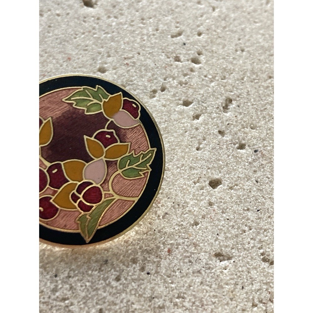 Round Enamel Brooch Cloisonne Style Berry Flower Black Border Small Romantic - Picture 4 of 6